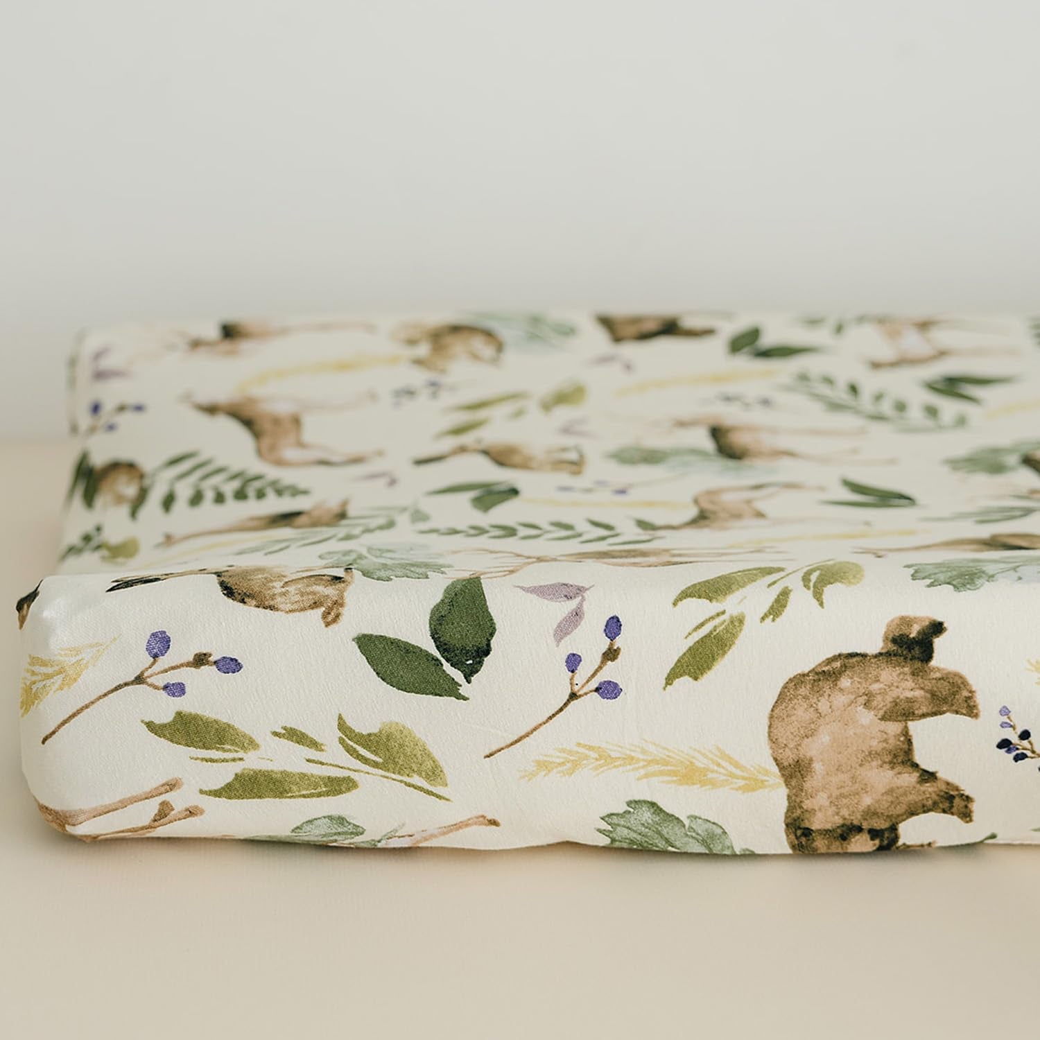 - 2 Pack Premium Changing Pad Cover - Ultra-Soft Cotton Blend, Stylish Woodland Pattern, Safe and Snug for Baby (Wildlife)
